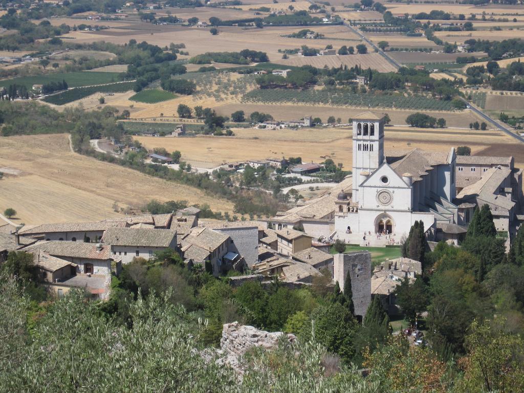Villa Rosy Assisi Exterior foto